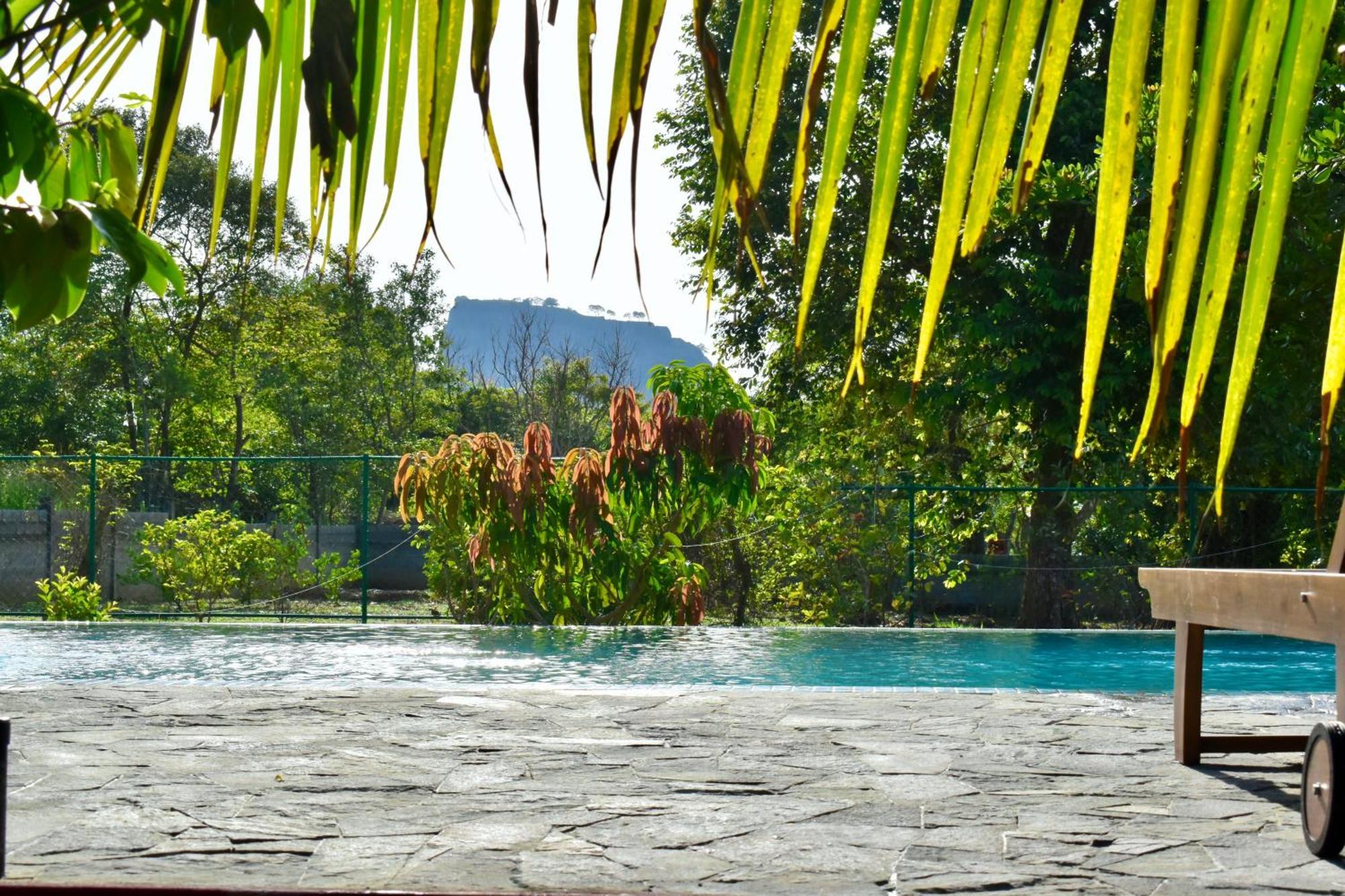 Green Hut Nature Resort Sigiriya Eksteriør billede